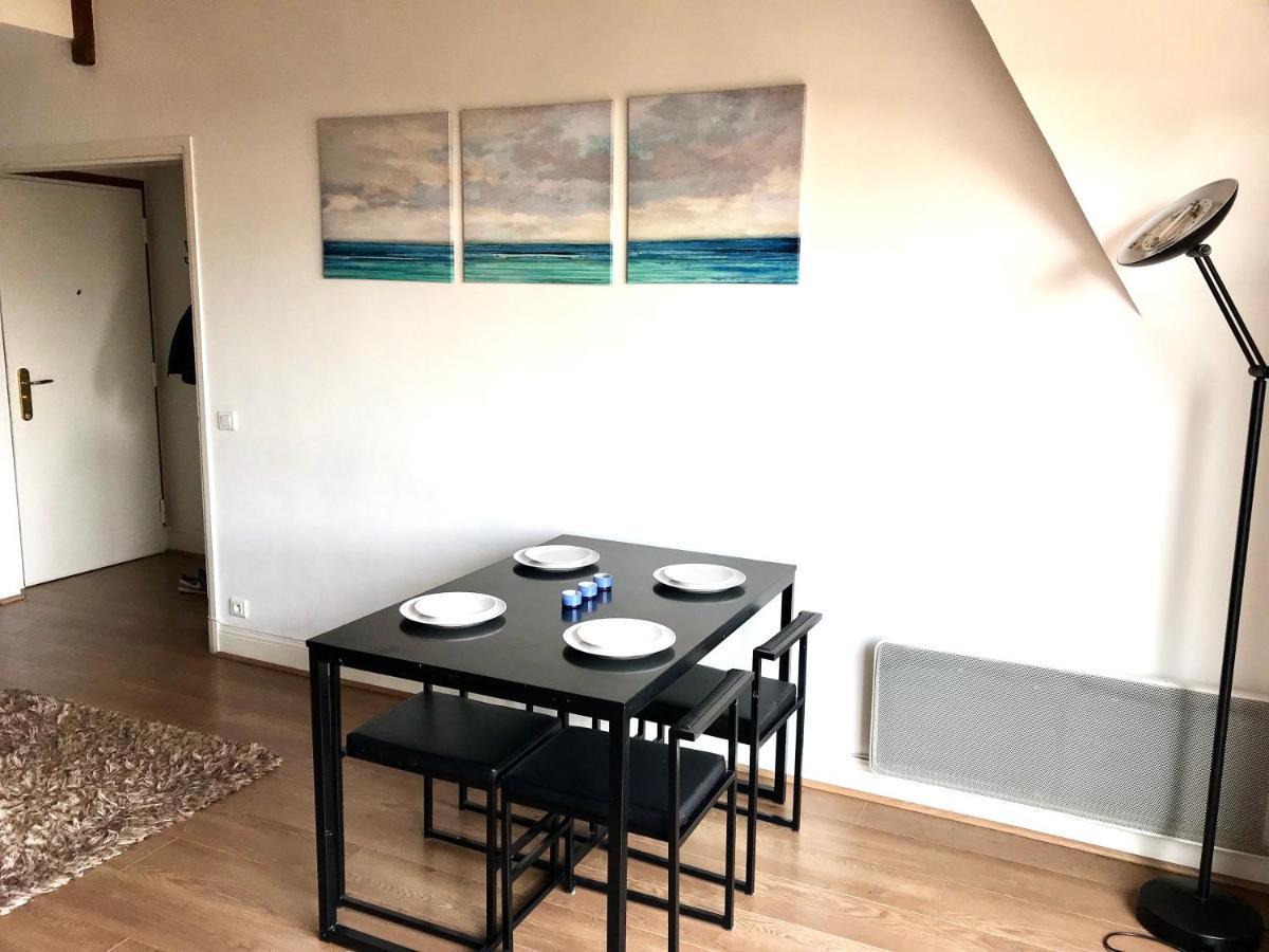 Appartement 3 Chambres Avec Roof Top A 5 Mn De La Plage Довіль Екстер'єр фото